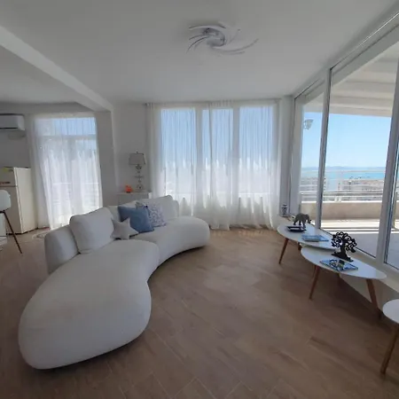 Dream House * Dıraç