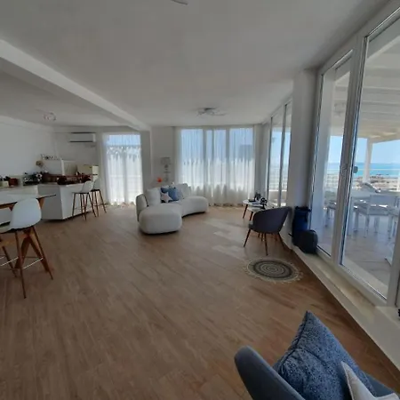 Daire Dream House Dıraç